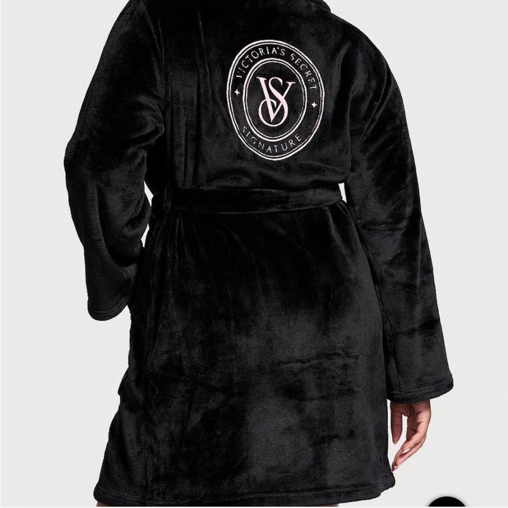 Victoria's Secret Black Cozy Robe